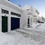Cozy New Apartment